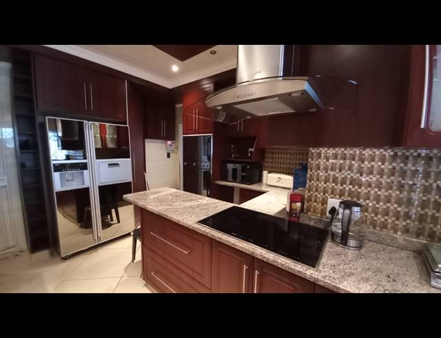3 BEDROOM HOUSE TO LET IN VANDERBIJLPARK SW 1